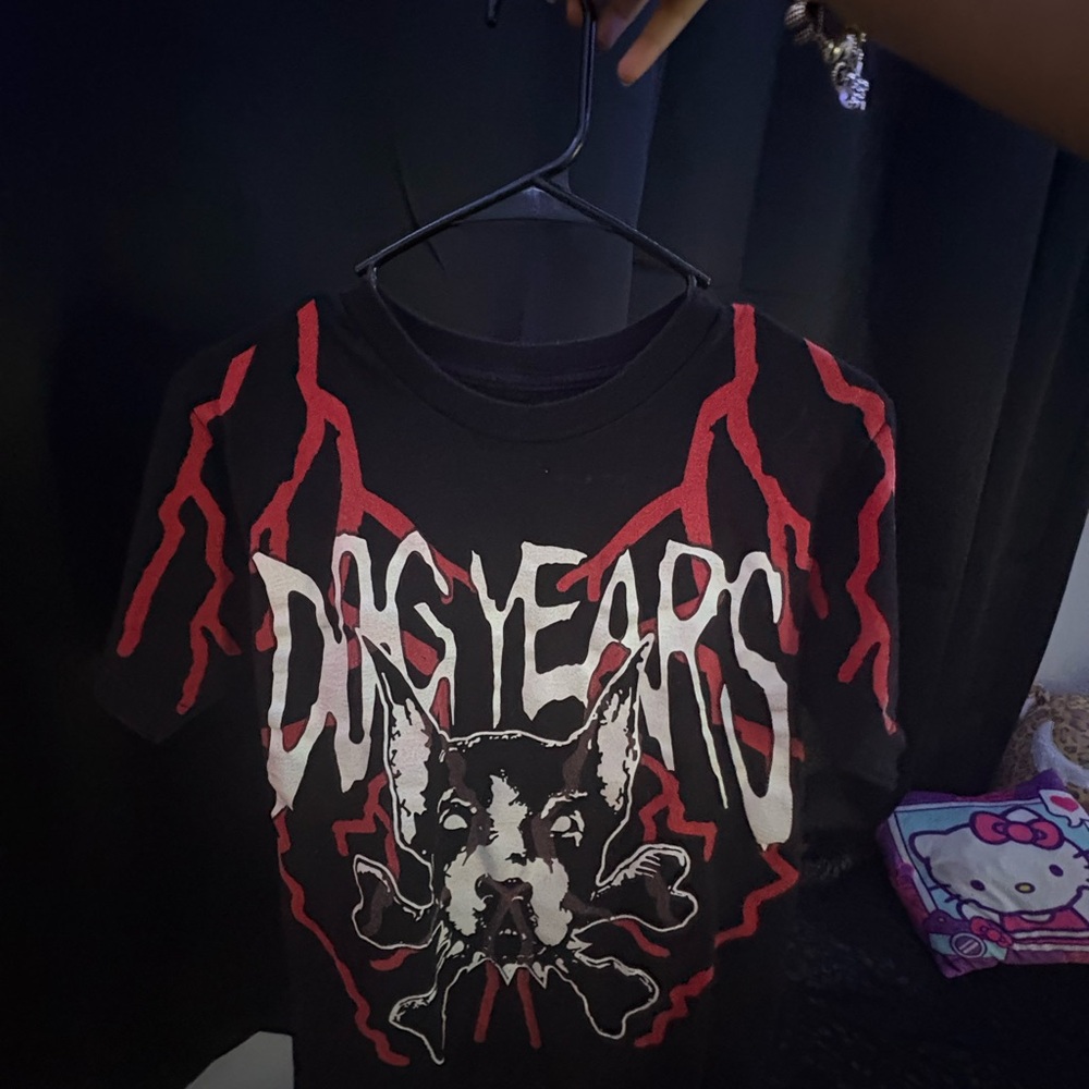 Black and Red Short Sleeve Graphic Tee